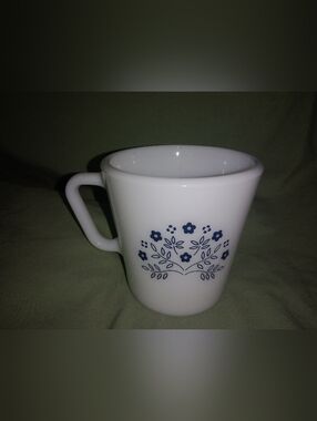 Vintage Pyrex Summer Impressions Flower Coffee Mug Cup 3 1/2" Tall